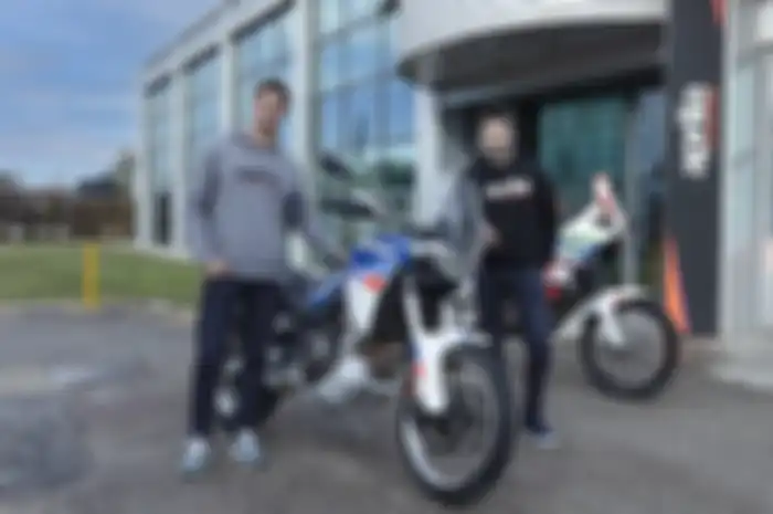 Aprilia Tuareg 660 bakal turun di kejuaraan reli Dakar 2024 bersama Aprilia Racing.