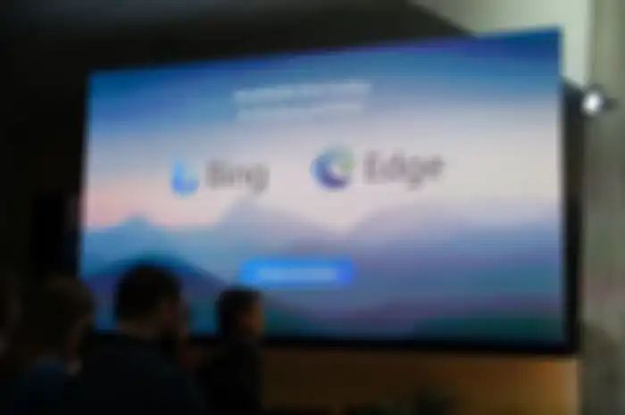 Acara peluncuran Microsoft Bing dan Edge baru yang mendukung fitur teknologi AI ChatGPT.