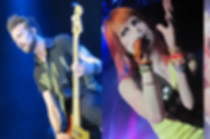Paramore (08/16/10) - (29/11/11).