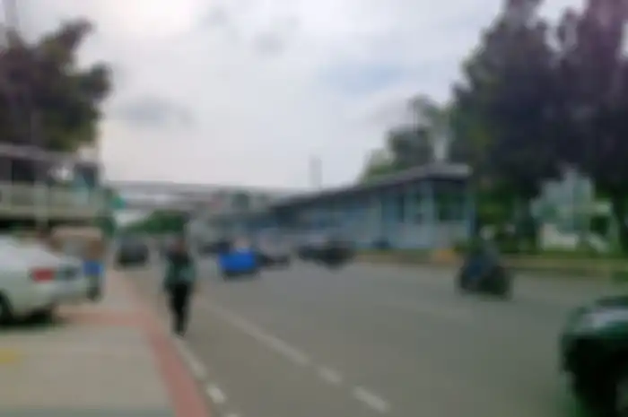 Lokasi mobil Fortuner pelat dinas 3110-00 diamankan usai menabrak pemotor 