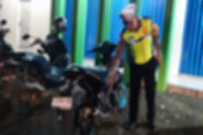 Salah satu modifikasi motor yang nekat menggunakan knalpot brong di Pati, berujung diamankan polisi.