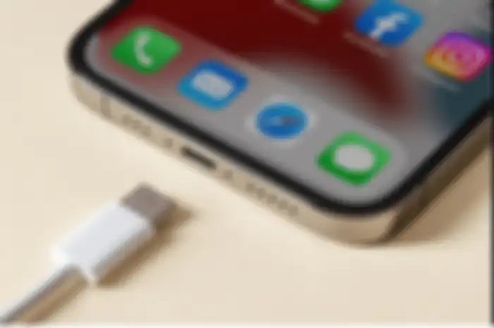 Ilustrasi iPhone 15 dengan dukungan USB-C