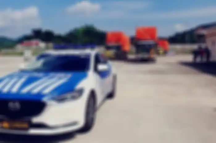 Logistik WSBK Indonesia 2023 tiba di sirkuit Mandalika.