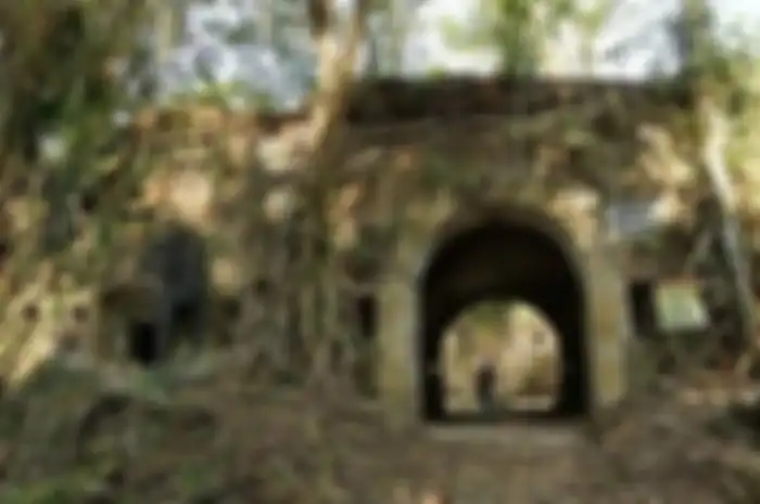 Foto benteng Karangbolong di Pulau Nusakambangan.