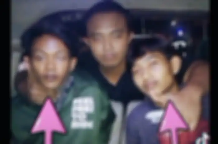 Dua pelaku pembunuhan bos ayam goreng di Bekasi yang berhasil ditangkap polisi kurang dari 1x24 jam.