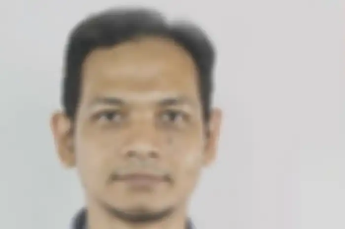 Biodata Ahmad Munasir Rafie Pratama dosen UII yang dicari Interpol. Sempat buka data digital di kota ini.