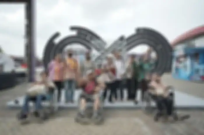 Penyandang Disabilitas diajak ke IIMS