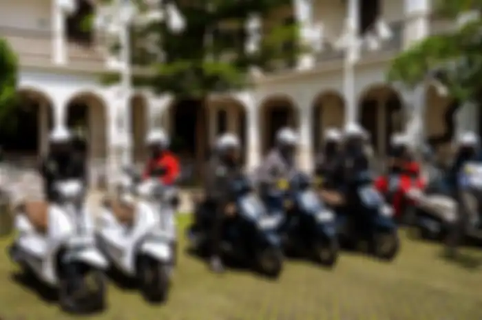 Jelajah spot berkelas di Bali naik Yamaha Grand Filano