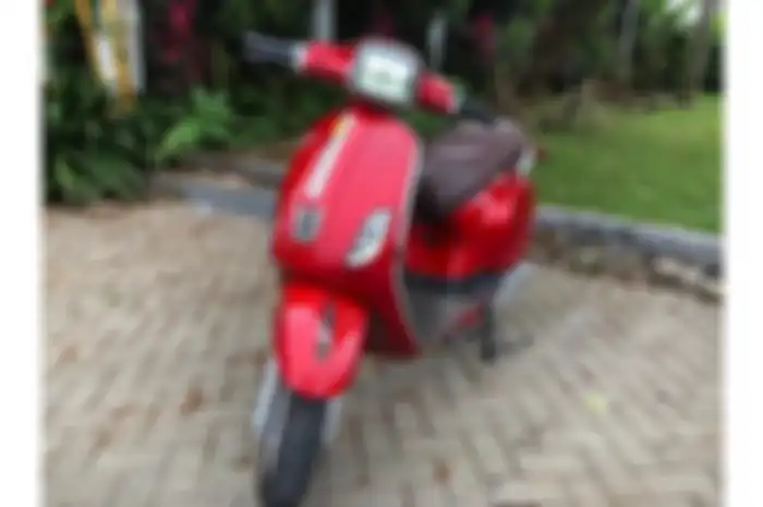 Motor listrik mirip Vespa, Uwinfly T3 dijual Rp 9 jutaan.