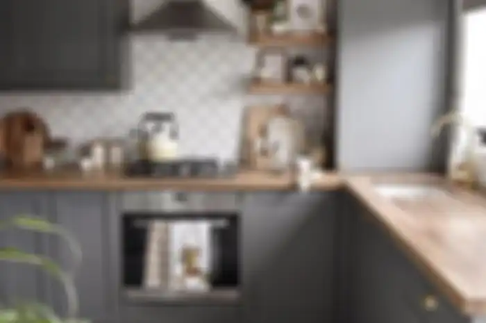 Memanfaatkan Warna Abu-abu di Dapur