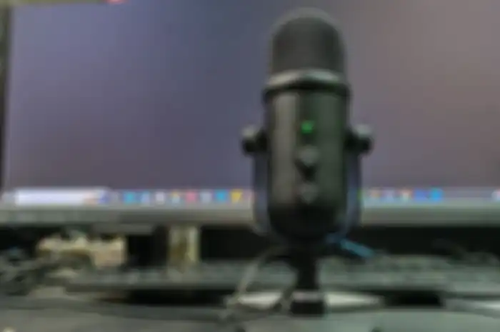 Razer Seiren V2 Pro hadir untuk para streamers di Indonesia