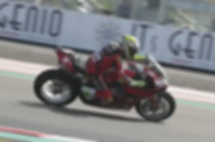Alvaro Bautista juara Race 1 WSBK Mandalika 2023.