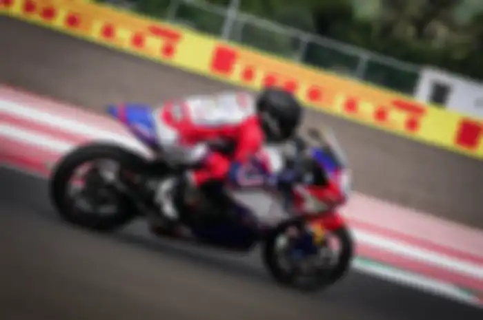 Debut Dwiki Hardhiana dan WH19 Racing School di Kejurnas Sport 250 MRS tunjukkan perkembangan yang baik. 