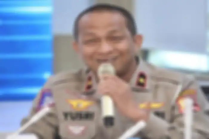 Dirregident Korlantas Polri Brigjen Pol Yusri Yunus ungkap pembuatan SIM akan dipermudah dengan adanya E-AVIS.