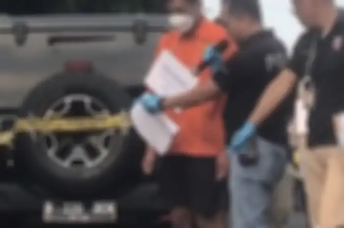 Mario Dandy saat melakukan rekonstruksi penganiayaan terhadap David Ozora.