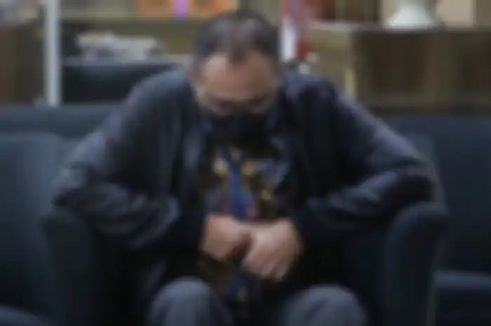 Ayah Mario Dandy saat menjalani pemeriksaan di KPK. Harta kuncian Rafael Alun diblokir.
