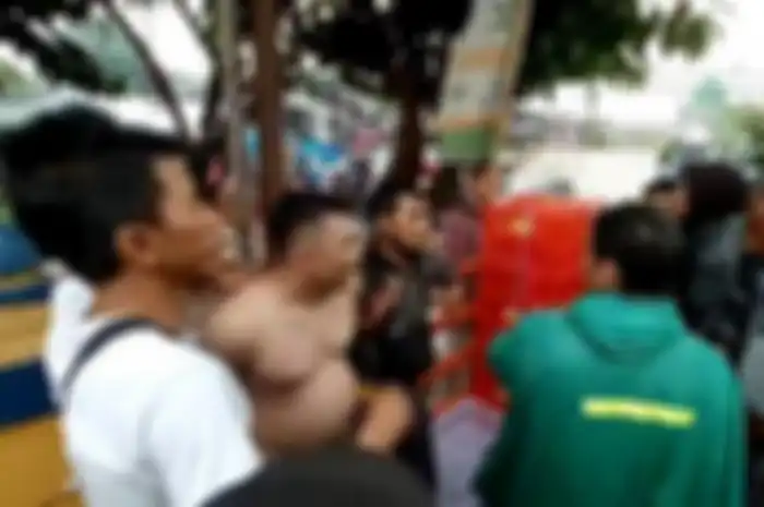 Kisah seorang ayah di Ciracas menabrakkan dirinya ke pembegal motor anaknya