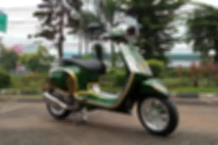 Modifikasi motor Vespa Sprint 150 gaya betawi garapan 3D Airbrush.