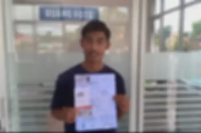 Untuk mempermudah proses pembuatan SIM, Korlantas Polri membuat elektronik ebook (E-AVIS), buku ujian teori atau QR Code.