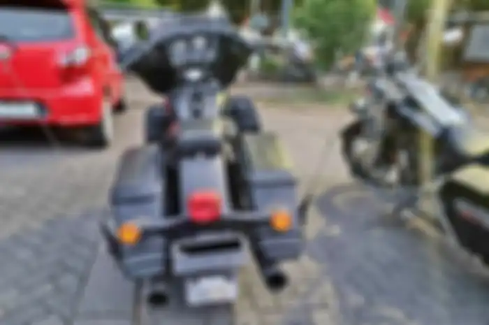 Murah meriah Harley-Davidson Street Glide dijual Rp 55 juta, ternyata Kaisar Ruby 250 cc.