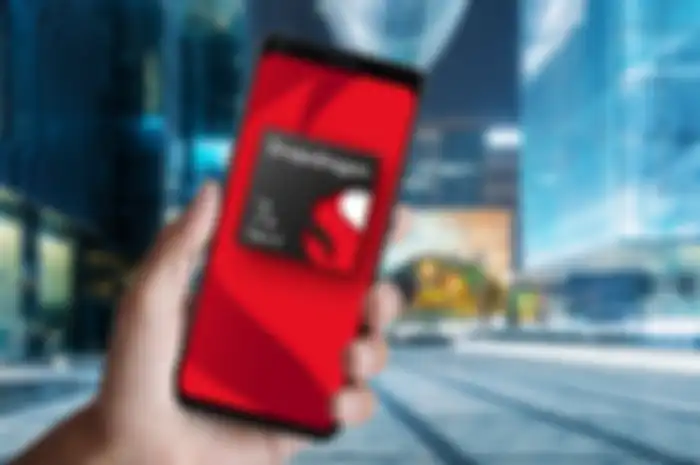 Ilustrasi chipset Snapdragon 7+ Gen 2 di smartphone.
