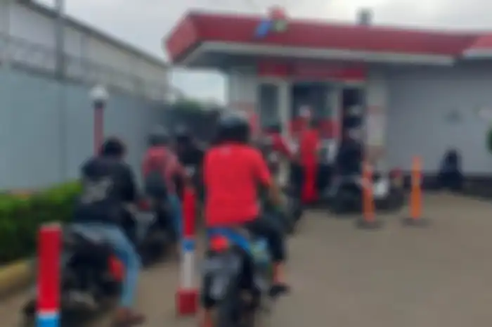 Kendaraan nunggak pajak dilarang isi bensin di SPBU