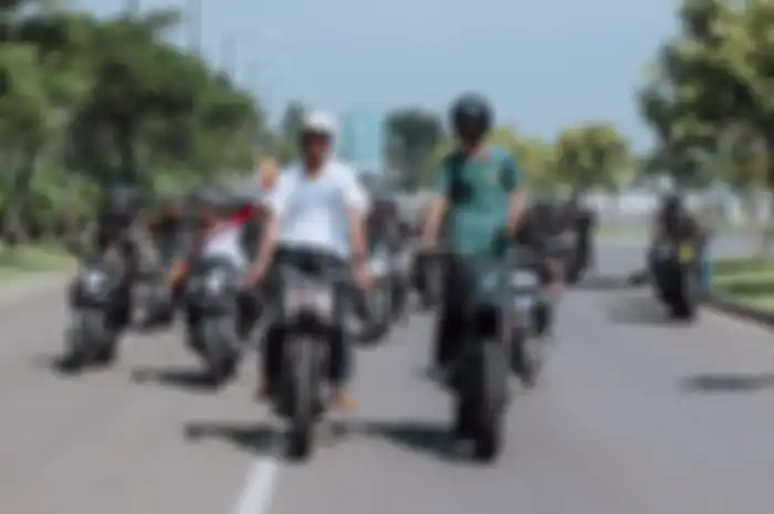 Deus Ex Machina Indonesia riding menuju BBQ Ride 2023 di Bandung.