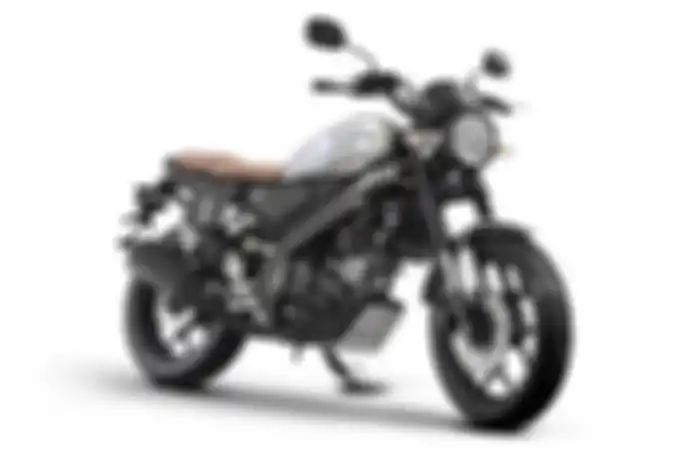 Modifikasi motor Yamaha XSR 155 gaya tracker pakai aksesoris resmi dari Yamaha Indonesia.
