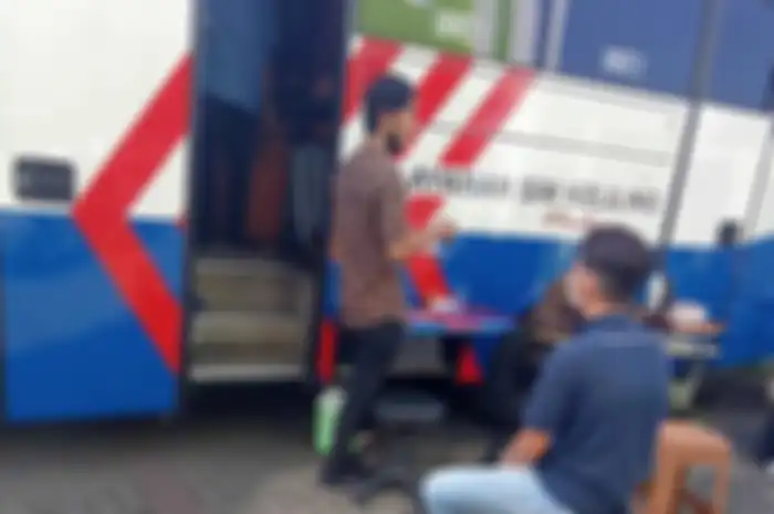 Perpanjang SIM harus tes buta warna