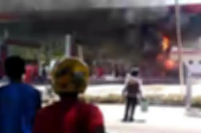 Ilustrasi, apakah motor yang terbakar saat isi bensin di SPBU dapat ganti rugi dari Pertamina, begini penjelasannya.