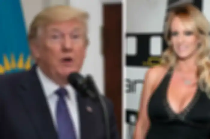 Stormy Daniels (Kanan) dan Donald Trump (kiri).