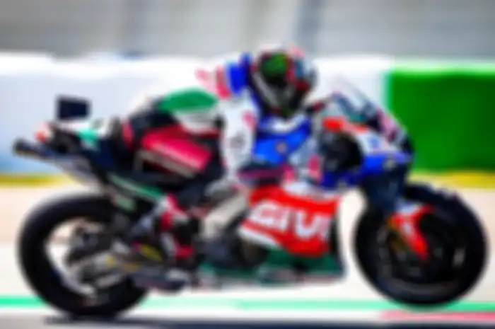 Alex Rins dipinjami sasis motor Marc Marquez, hasilnya positif, tetapi lebih memilik memakai sasis yang lama. 