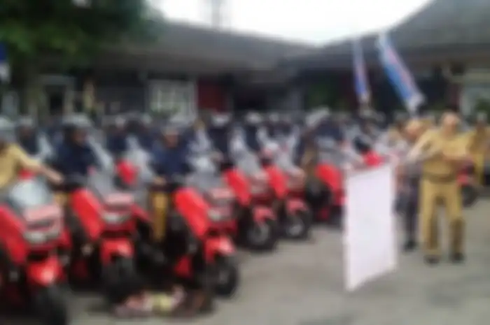 Ratusan motor Yamaha NMAX merah jadi kendaraan dinas kades dan lurah di Kabupaten Wonogiri, Jawa Tengah.