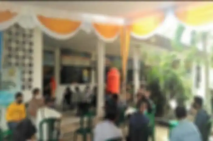 Suasana di Samsat. Pemutihan pajak kendaraan 2023 diadakan jelang lebaran.