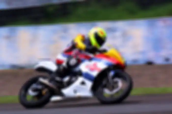 Federal Oil pernah menjadi sponsor tim balap lokal, Wahana Honda Racing pada Kejurnas IRS sampai tahun 2016. 