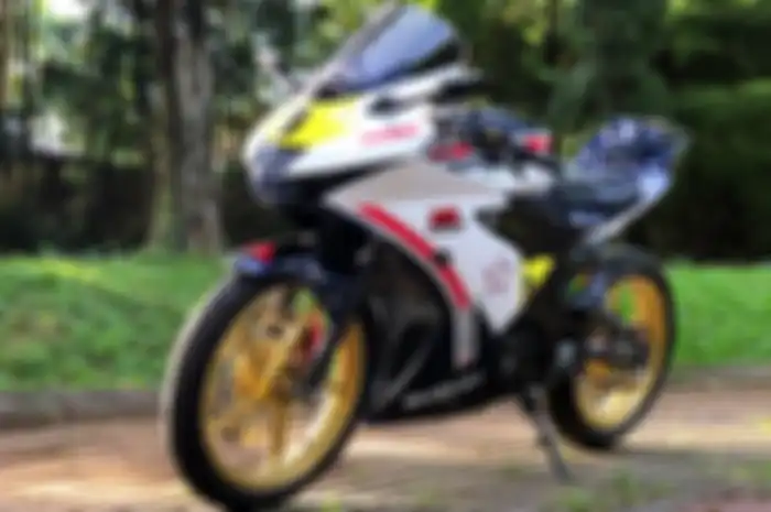 Suzuki GSX-R150 modifikasi garapan 902 Garage