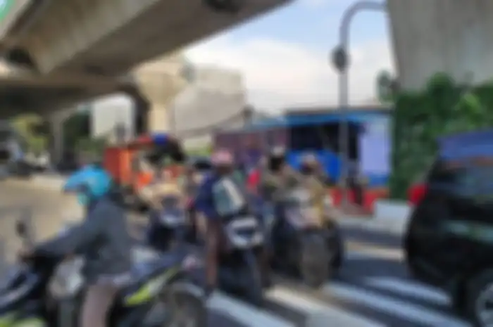Imbyas rekayasa lalu lintas di Simpang Santa Jaksel yang membuat kemacet justru semakin parah alih-alih bisa terurai. 