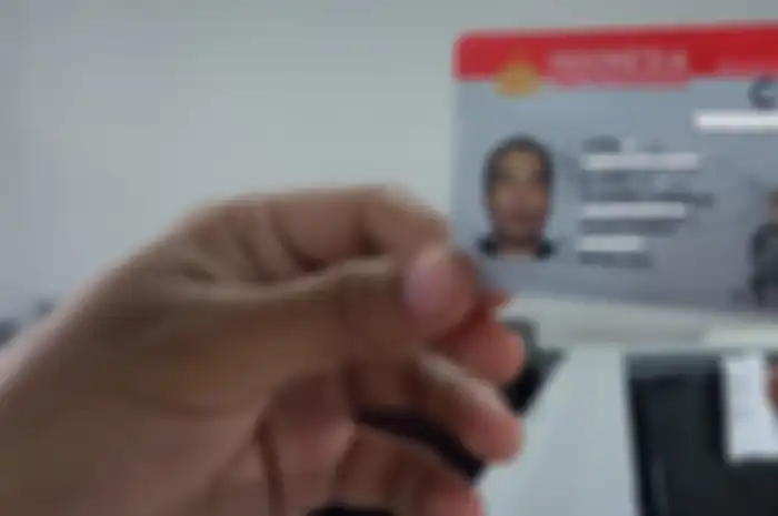 Masa berlaku SIM habis saat Lebaran tidak perlu bikin baru lagi karena dapat dispensasi waktu perpanjangan.