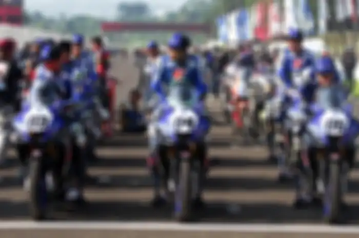 Idemitsu Junior Pro menjadi awal Yamaha Racing Indonesia melakukan pembibitan dan penjenjangan pembalap muda. 