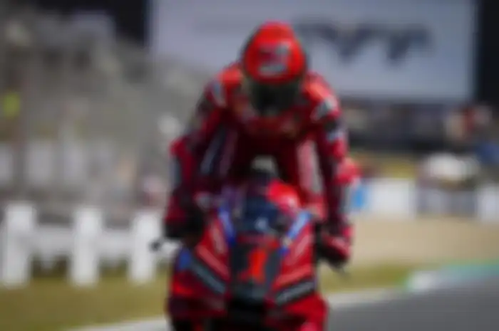 Francesco Bagnaia memenangkan MotoGP Spanyol 2023. Menang telak dari dua Red Bull KTM Factory Racing. 