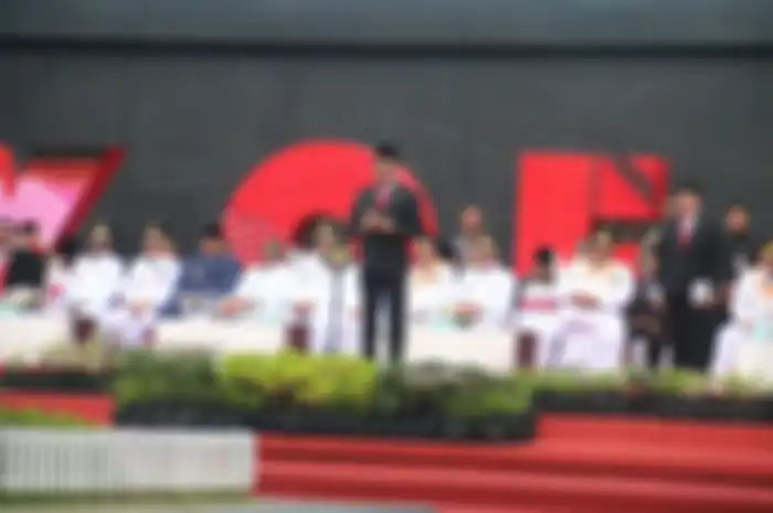 Ada beberapa upaya pemerintah Indonesia yang telah dilakukan demi tercapainya pemerataan pembangunan di Indonesia. Salah satunya pembangunan manusia.