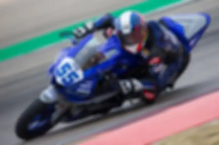 Galang Hendra Pratama kembali ke balap dunia, World Supersport 300 (WSSP300) untuk tahun ini dengan agenda tiga seri. 