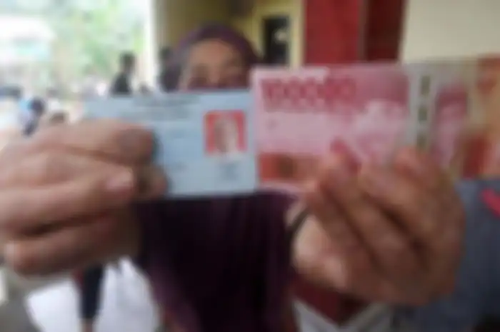 Sejumlah BLT akan cair pada Mei 2023. Dari BLT PKH hingga BLT Kemiskinan Ekstrem. Semoga tepat sasaran.