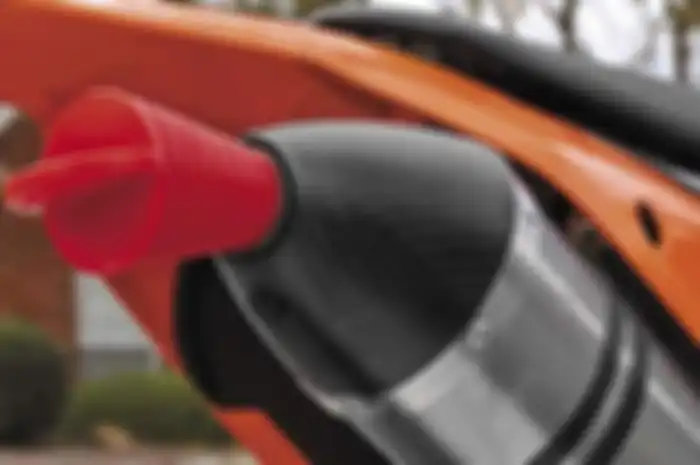 Knalpot motor bocor harus segera diketahui ciri-cirinya untuk mendapatkan perbaikan. Jika tidak, masalah akan panjang. 