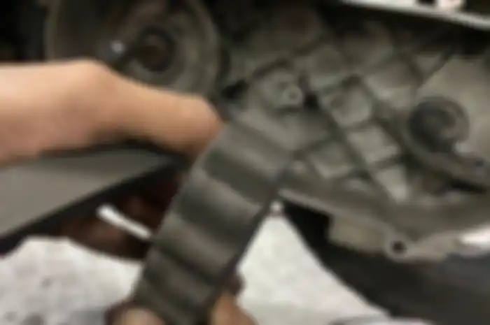 Ciri-ciri v-belt motor harus segera diganti mulai adanya retakan