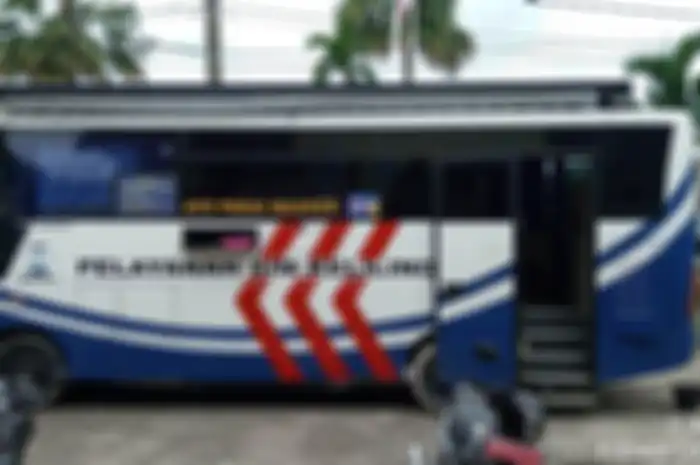 Ketahui cara dan biaya perpanjang SIM di mobil SIM Keliling agar tak bolak balik 