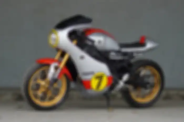 Yamaha XSR 155 cafe racer fairing dari Katros Garage