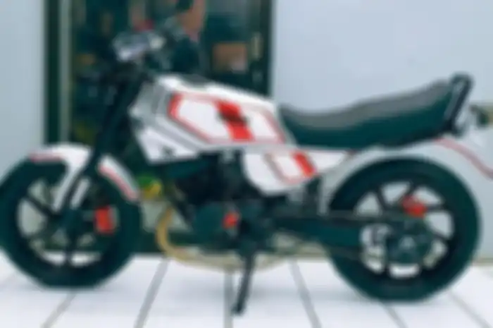 Yamaha RX-King modifikasi milik Mas Pur Tukang Ojek Pengkolan