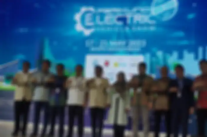 Pameran PEVS 2023 yang pamerkan banyak motor listrik resmi mulai hari ini, Rabu (17/5/2023).
