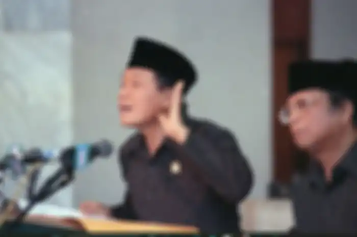 Harmoko menjadi salah satu sosok penting yang turut menyarankan Soeharto mundur dari jabatannya sebagai presiden. 